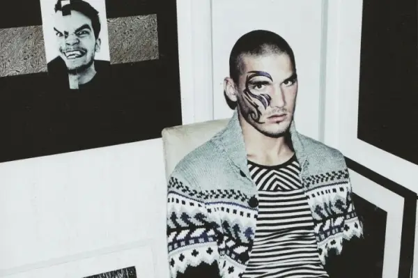 Díváš se na mě? | Kerry Degman, Ryan Koning & Jeff Tomsik od Joe Lally