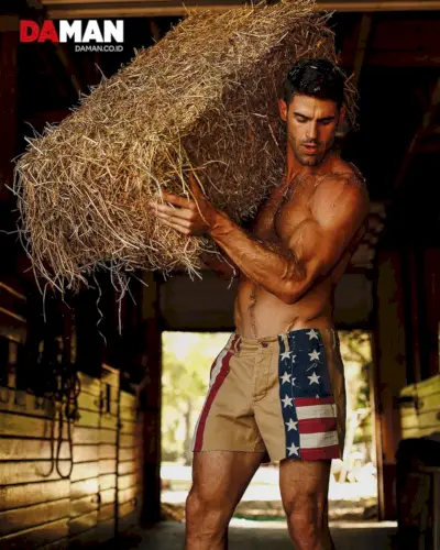 Chad White Model 2022 Da Man Editorial 009