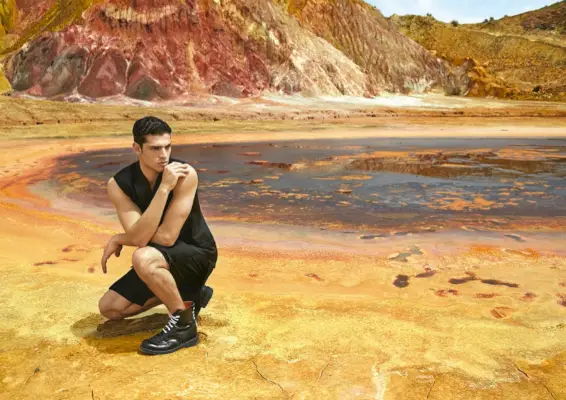 ステファノ フランコ ホース 2015 ファッション エディトリアル カラフルなメンズ スーツ 004