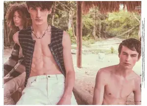 Esquire Espana Apríl 2015 Denim Fashion Editorial 010