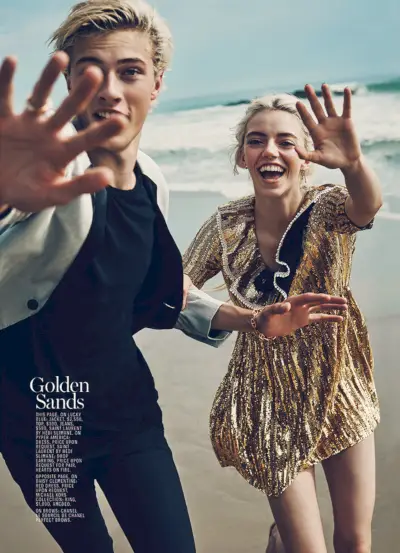 럭키-블루-스미스-자매-2016-마리-클레어-비치-촬영-006