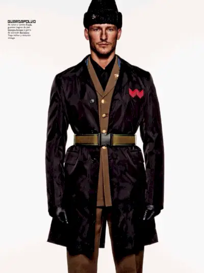 GQ-Espana-2015-Military-Style-Editorial-007