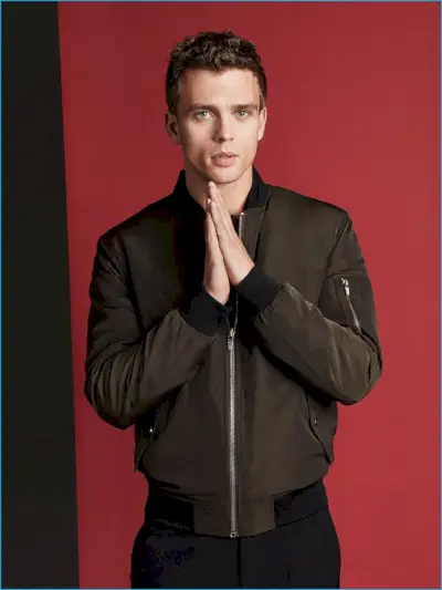 ベンジャミン・イーデムがZARA MANのボンバージャケットを着て1969年のロンドンを語る