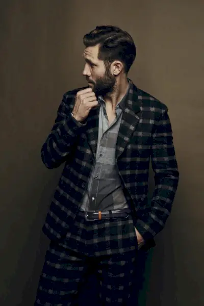 John Halls fotografiado para Harper