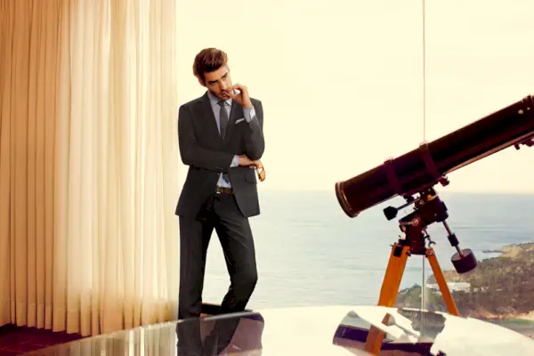 Jon Kortajarena je dokonalý gentleman pre GQ Germany