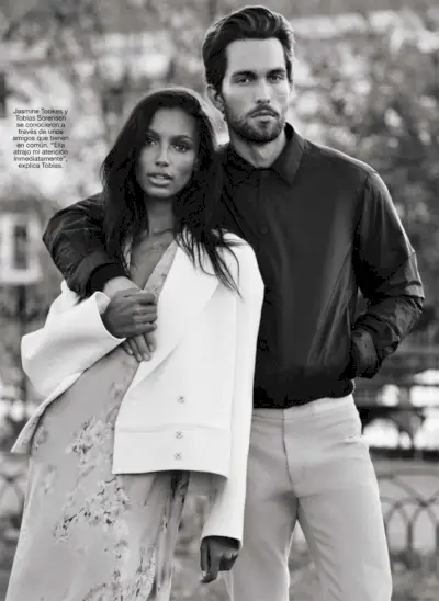 Tobias Sorensen og Jasmine Tookes tatt i et svart-hvitt-bilde for Glamour Spania.