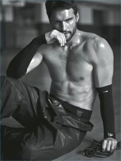 Tomas Skoloudik 2017 エディトリアル Elle Man チェコ語 008