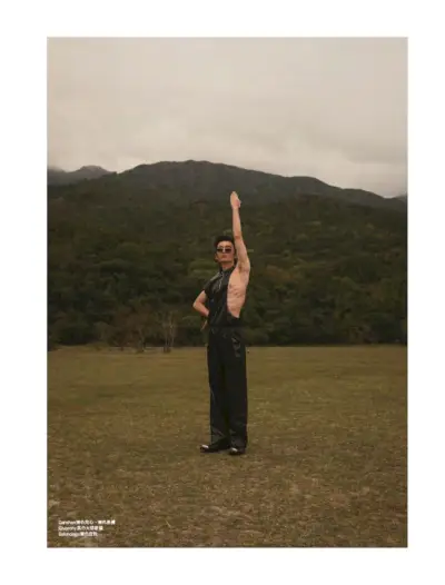 ワン・ルン・ゼ、香港メンズウノのスプリング・ストーリーでスタン