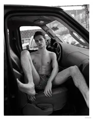 Nicholas Costa Wonderland 2015 redactionele opname 003