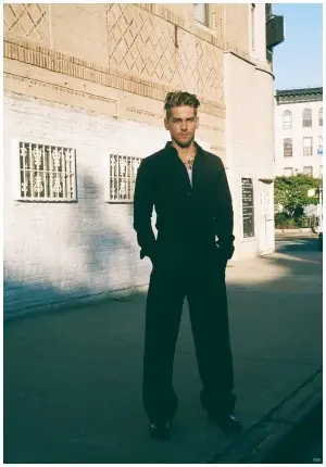 Igor Stiepanow 2015 Nagie zdjęcia redakcyjne TOH 007