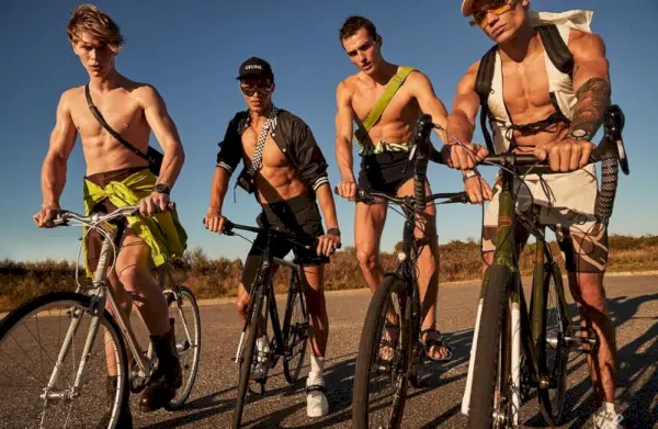 Devin, Raphael, Noah & Matthew Keep It Light za VMAN