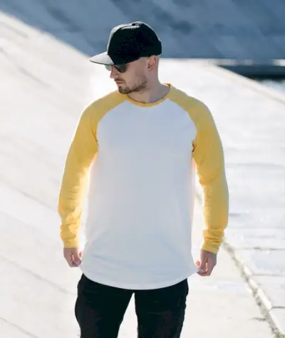 Types de chemises T-shirt de baseball pour hommes