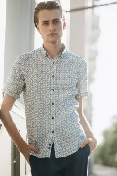 Types de chemises pour hommes à manches courtes