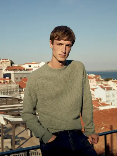 Massimo Dutti 2021 Editorial pentru bărbați The Walk 011