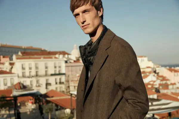 Massimo Dutti 2021 Editorial pentru bărbați The Walk 012