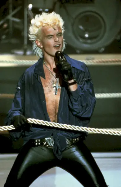 Calça de couro Billy Idol Bleach loiro com cabelo espetado anos 80 moda masculina