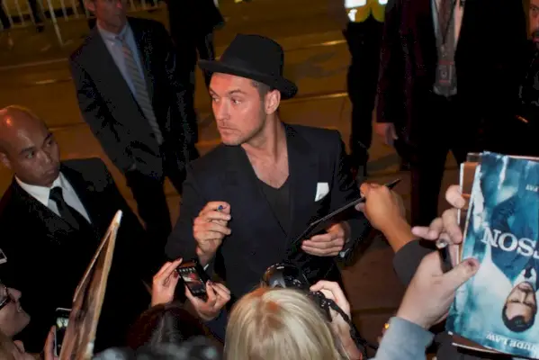 ジュード・ロウ フェドーラ帽