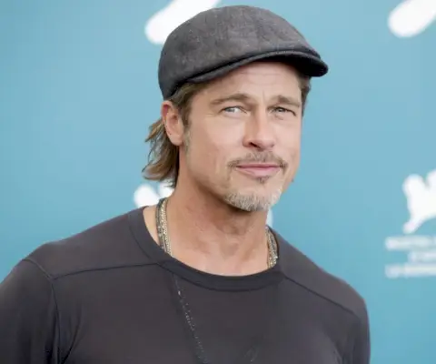 キャスケット スタイルの帽子を頻繁にかぶるブラッド ピットは、ハリウッドの代表の 1 人です。