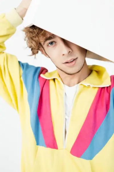 Habillage dopamine pour hommes : améliorez votre humeur avec la mode