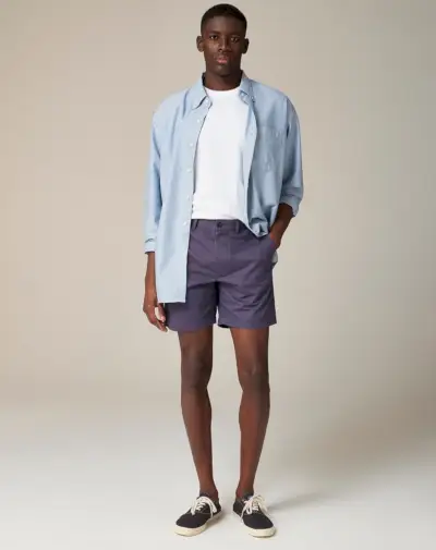 Chinoshorts gaan moeiteloos over van casual naar semi-formeel.