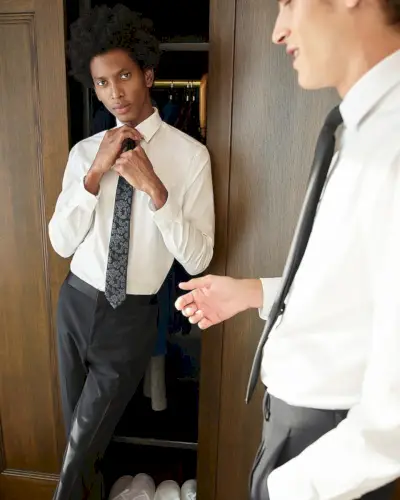 男性のカクテル服装