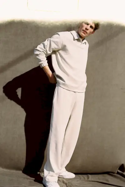 Baptiste Radufe laver et etui til moderne, monokrom stil til hverdagsbrug fra Zara.