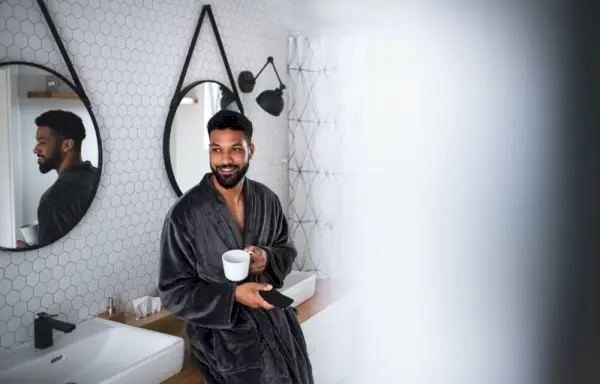 Robe de pelúcia para banheiro