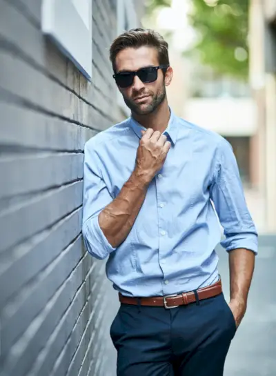 Minimalistische garderobe herenaccessoires