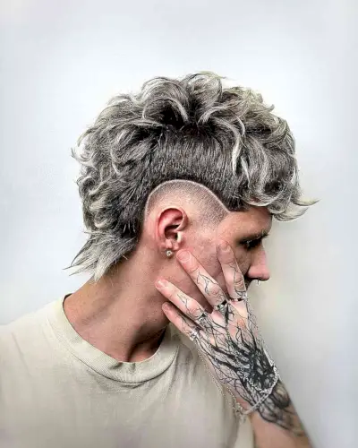 33 Unglaubliche Ideen des verblassten Haares Schneiden der Explosion für Männer im Jahr 2024