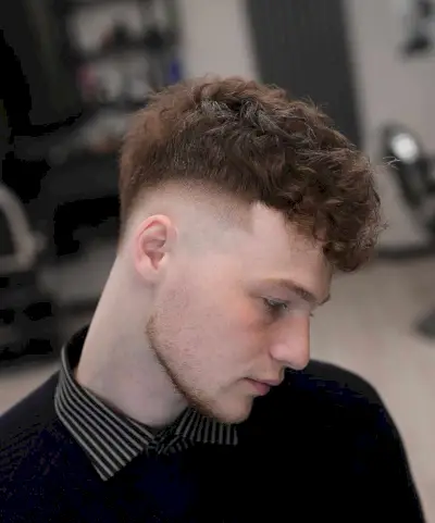 Curly Hair Drop Fade for Guys