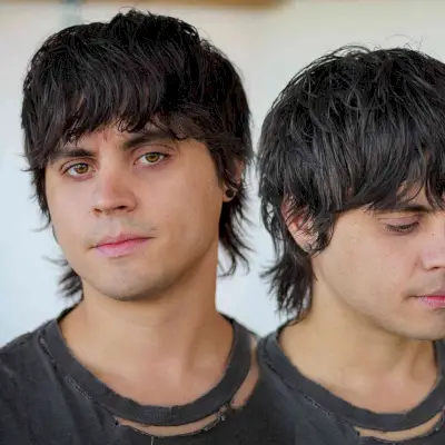 Short shag with bangs for guys