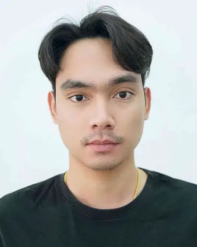 Short Side Part Fluffy Two Block Haircut on Guys