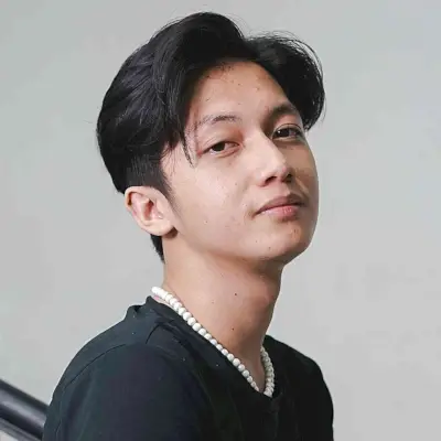 Face-Framing Two Block Style with Side Part for Guys