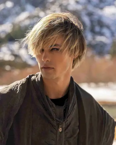 Mid-Length Choppy Cut for Men