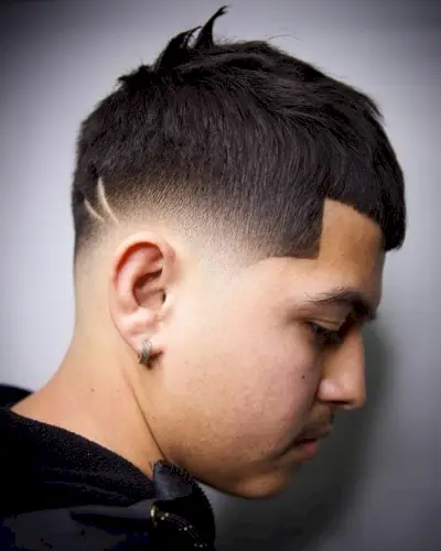 short line up taper haircut