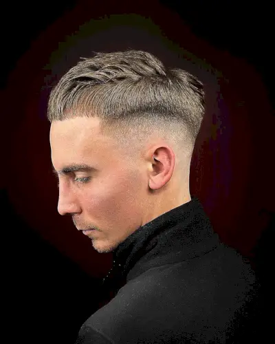 얇은 머리카락을 가진 남자를위한 45 개의 아첨하는 헤어 스타