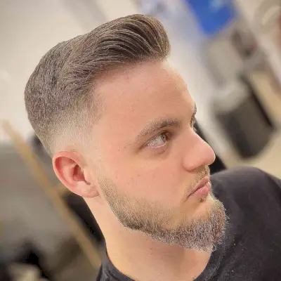 Classic & Simple Taper Haircut