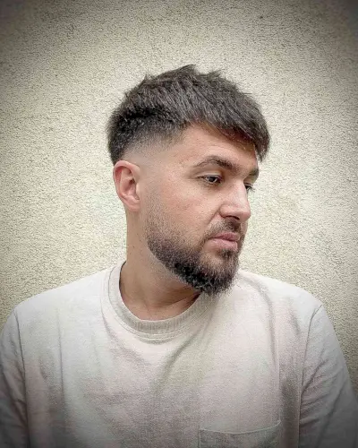 Sharp & Fresh Mid Taper Haircut