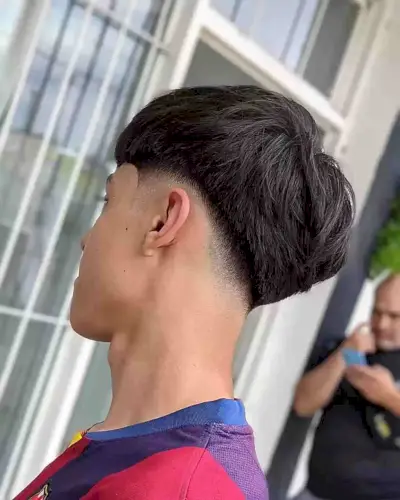 Sharp Low Fade with Layers on Thick Hair Type