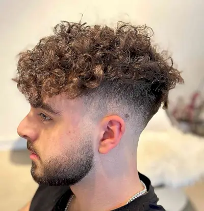 Disconnected Undercut for Curly Hair
