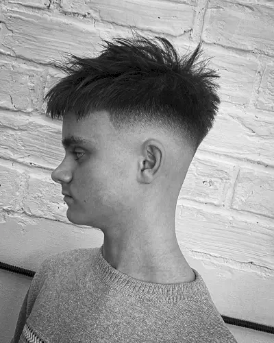 Combed Forward Undercuts