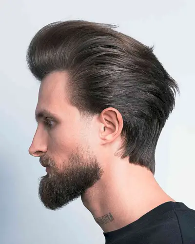 High Volume Pomp with a Beard