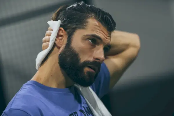 Lyft dina träningspass med viktiga gymväskor.