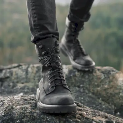Fashionabla typer av stövlar Explorer Combat Boots Thursday Boot Co
