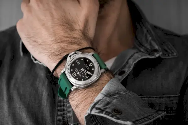 Relógio de mergulho masculino