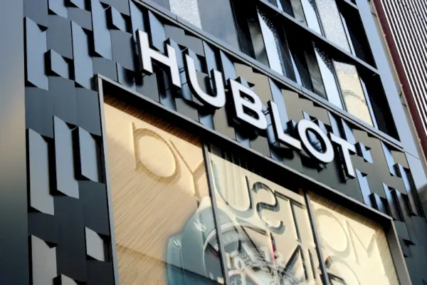 더 대담하고 더 밝게: LVMH Watch Week 2023의 Hublot 시계