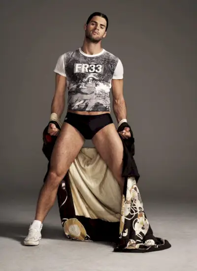 Chad White pozuje do aktualizacji z 2011 roku autorstwa fotografa Matthiasa Vriens-McGratha