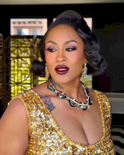 Classic 1950s Curls for an Over 40 Year Old Woman