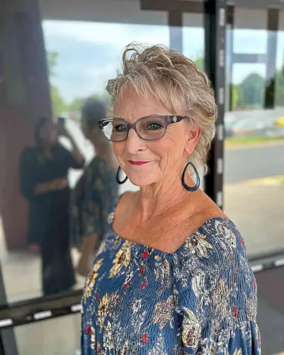 Short Feathered Cut for Thin Hair for 60-year-olds with Glasses