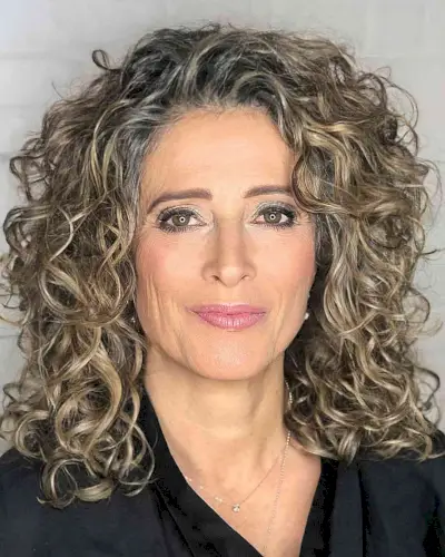 Honey Blonde Balayage Tones for 50-year-olds with Thick Hair